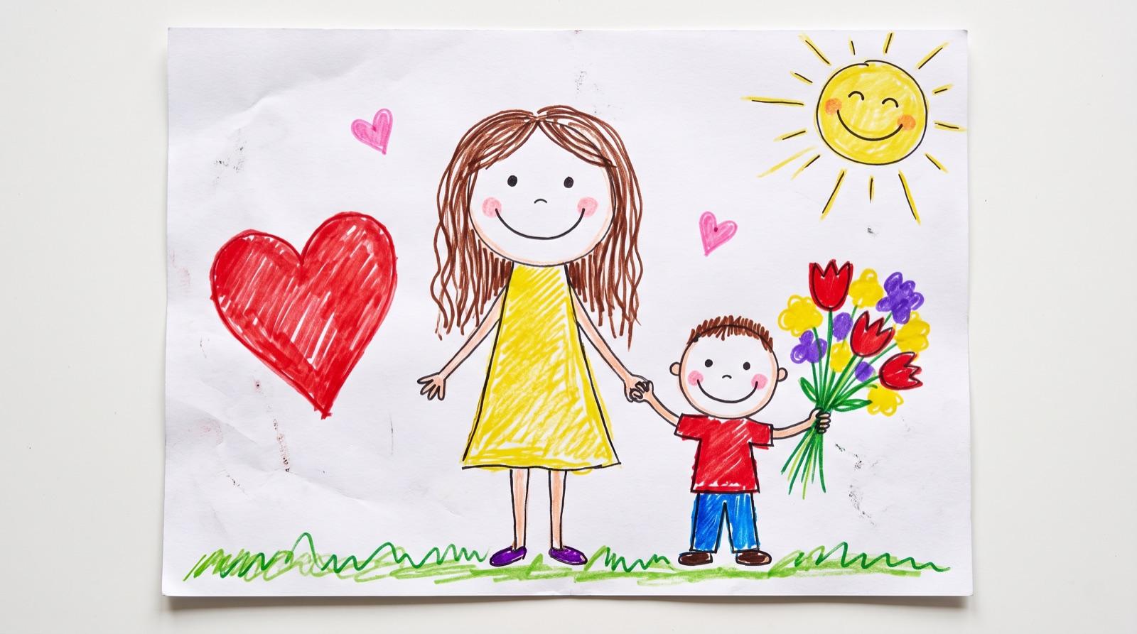 Kindertekening: Mama en ik hand in hand, een groot hart en bloemen